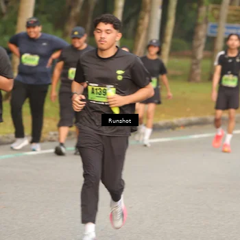 Runner Photo 5616344
