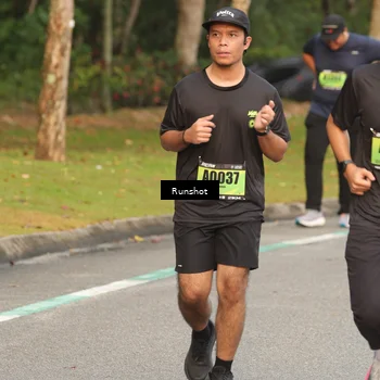 Runner Photo 5616411