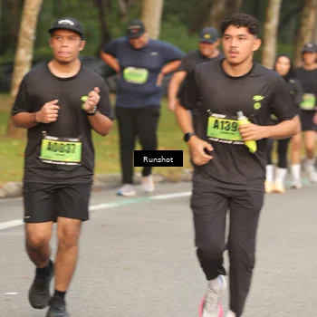 Runner Photo 5616479