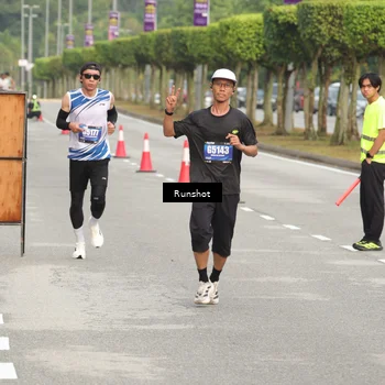 Runner Photo 5616480