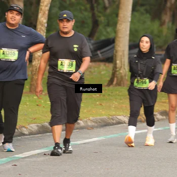 Runner Photo 5616629