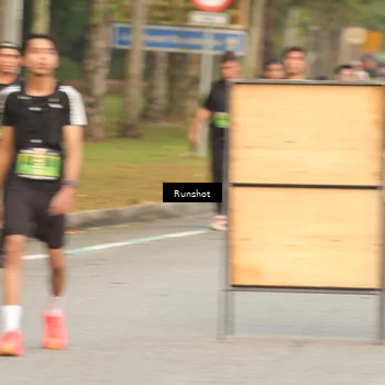 Runner Photo 5616710