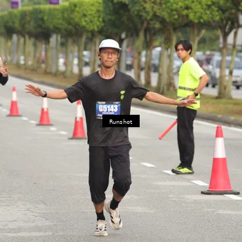 Runner Photo 5616840