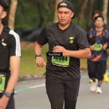 Runner Photo 5616917