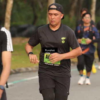 Runner Photo 5617016