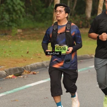 Runner Photo 5617111