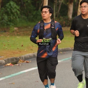 Runner Photo 5617118