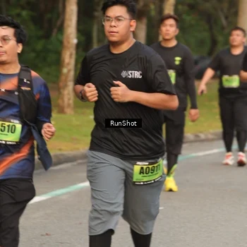 Runner Photo 5617175
