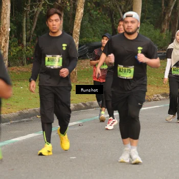 Runner Photo 5617215