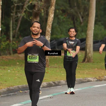 Runner Photo 5617273