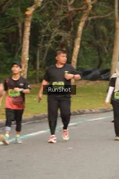 Runner Photo 5617361