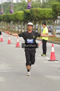Runner Photo 5617365