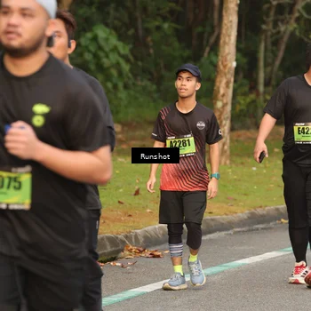 Runner Photo 5617369