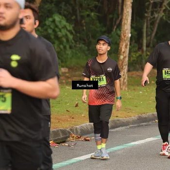 Runner Photo 5617376