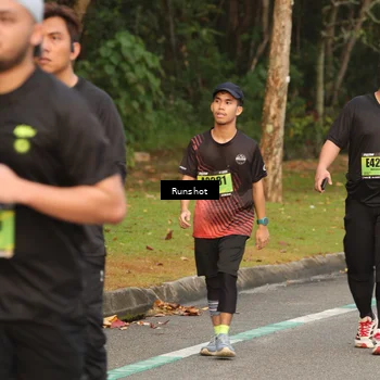 Runner Photo 5617377