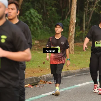 Runner Photo 5617381