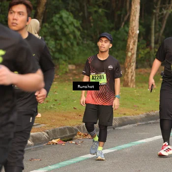 Runner Photo 5617392