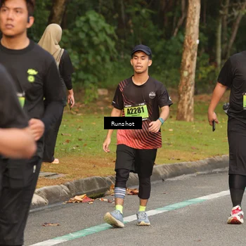 Runner Photo 5617397