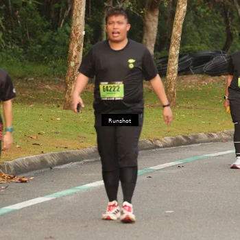 Runner Photo 5617456