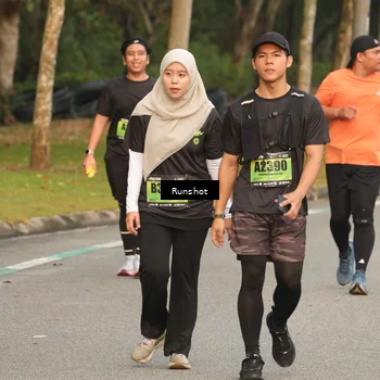 Runner Photo 5617518