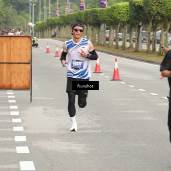 Runner Photo 5617576