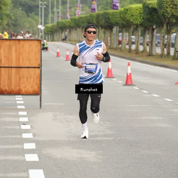 Runner Photo 5617639