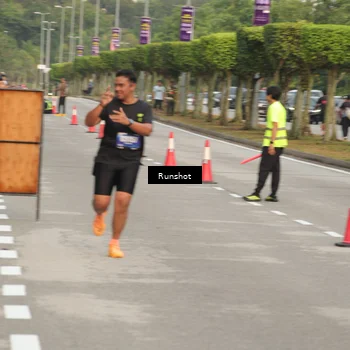 Runner Photo 5617643