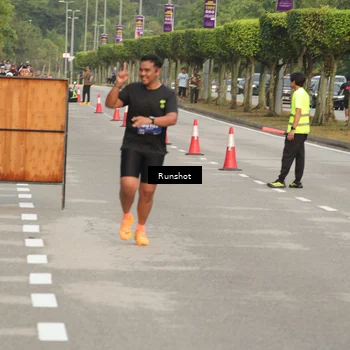 Runner Photo 5617645