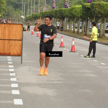 Runner Photo 5617649