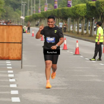 Runner Photo 5617691