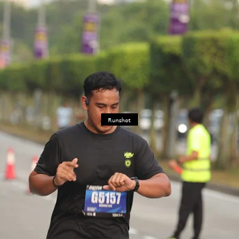 Runner Photo 5617737