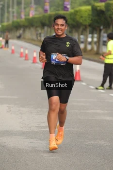 Runner Photo 5617813