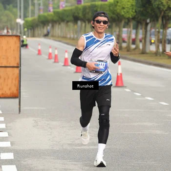 Runner Photo 5618043