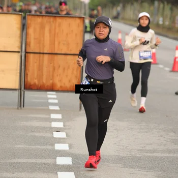 Runner Photo 5618086