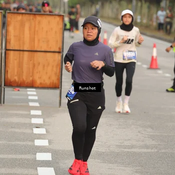 Runner Photo 5618124