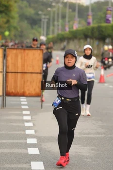 Runner Photo 5618152