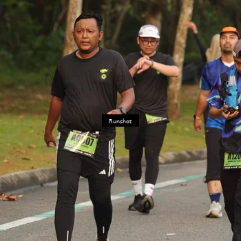 Runner Photo 5618295
