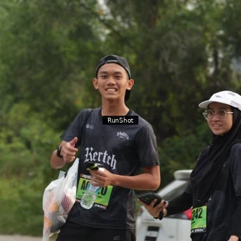 Runner Photo 5618310