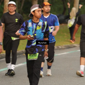 Runner Photo 5618354