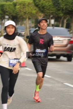 Runner Photo 5618408