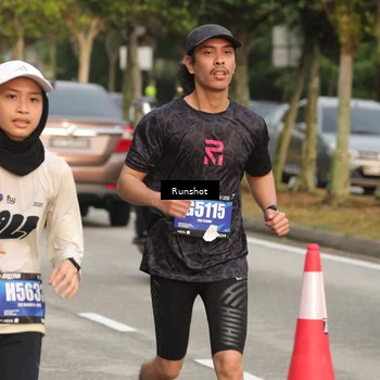 Runner Photo 5618437