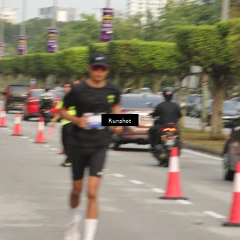 Runner Photo 5618503