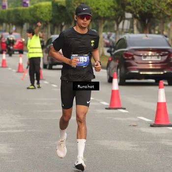 Runner Photo 5618528