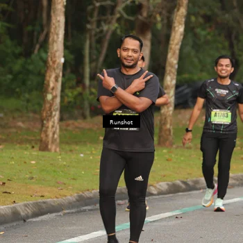 Runner Photo 5618543