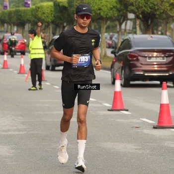 Runner Photo 5618567