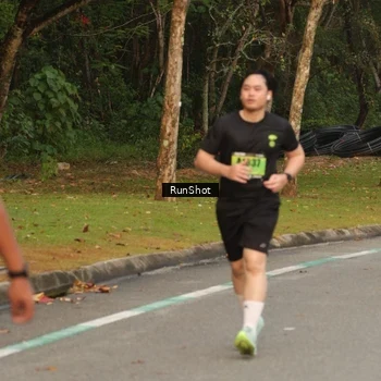 Runner Photo 5618708