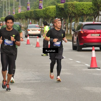 Runner Photo 5618800