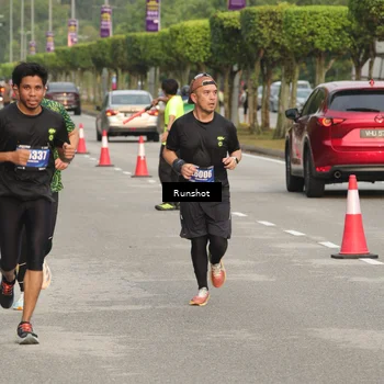 Runner Photo 5618815