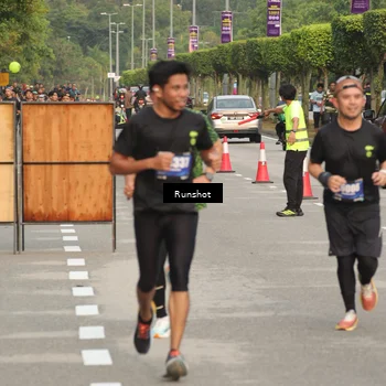 Runner Photo 5618818