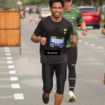 Runner Photo 5618867